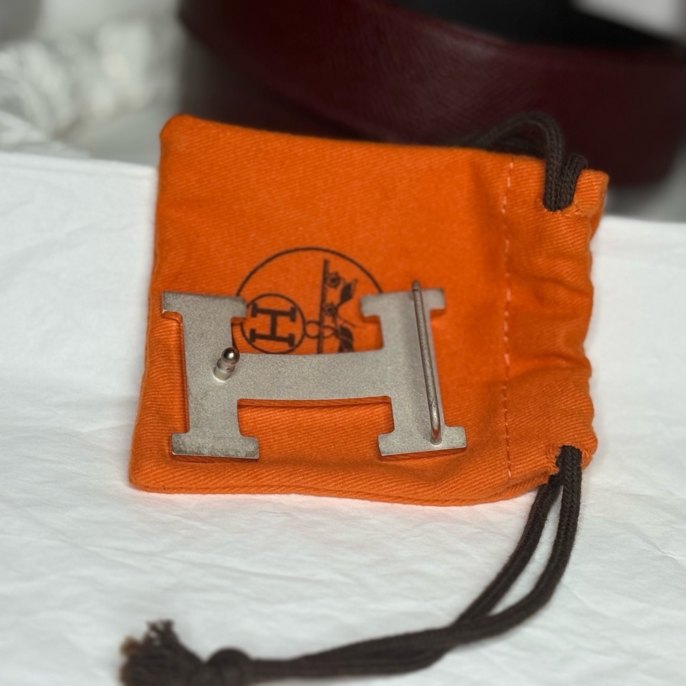 Auth HERMES EUC H Belt 70SV F Engraved Red/Black Reversible W/Box BA020136 - Picture 17 of 17